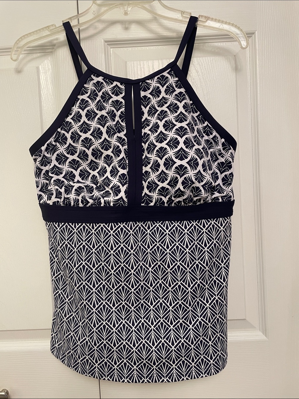 LANDS’ END Tankini Top Swimsuit Top High Neckline Geometric Pattern 14P